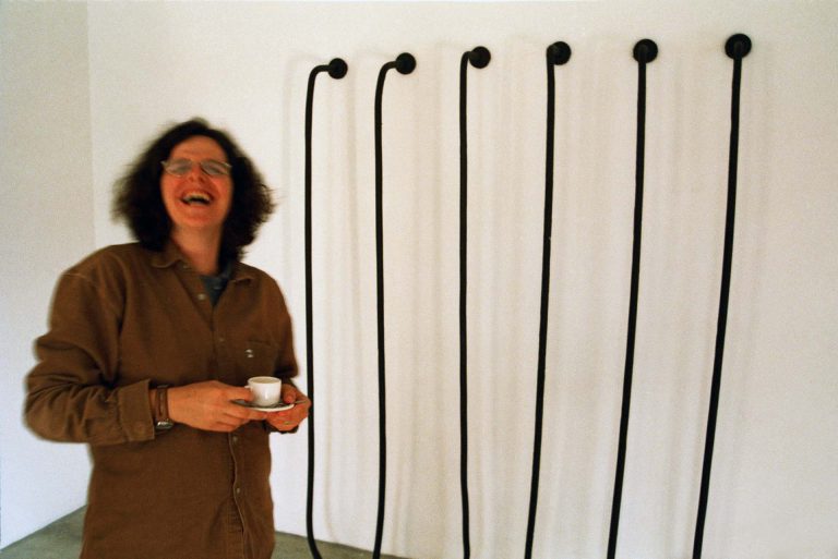 Esculturas e Relevos | Exposição individual de Carina Weidle
