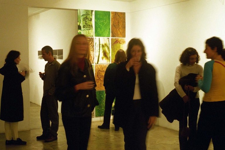 Olhos Blindados | Exposição coletiva
