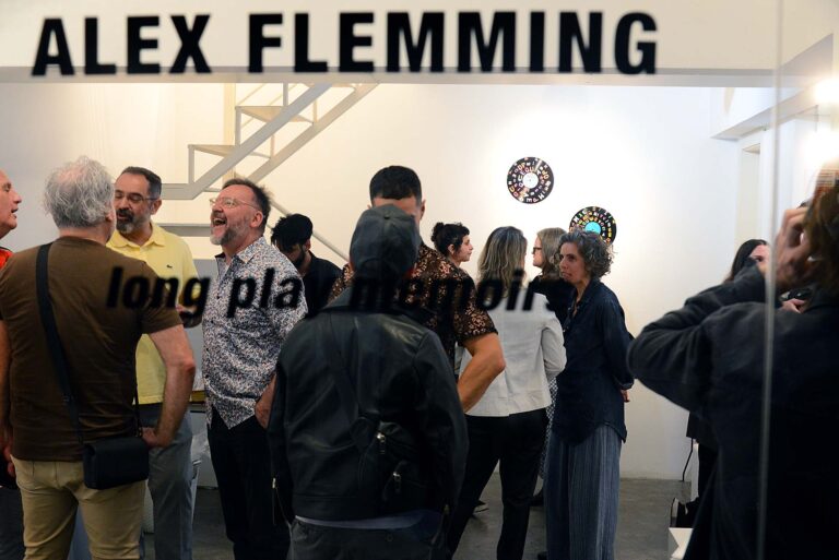 Long Play Memoirs | Exposição individual de Alex Flemming
